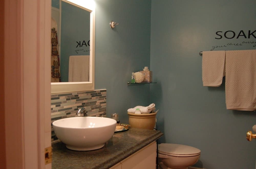 A Muskoka Dream Catcher Bed & Breakfast