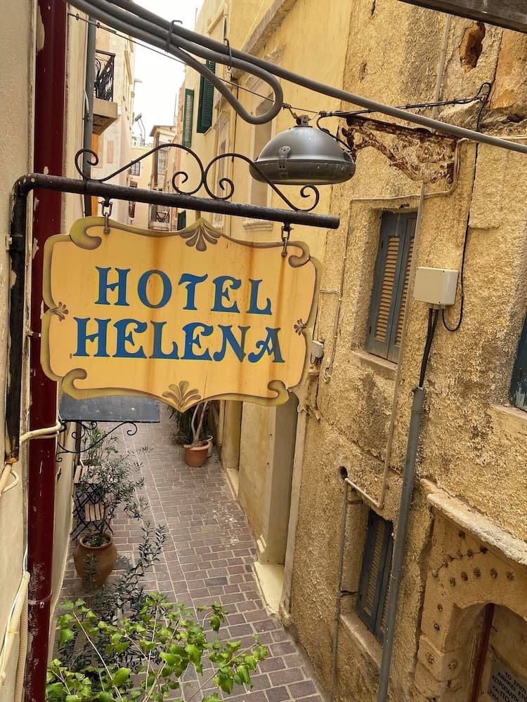 Helena Hotel
