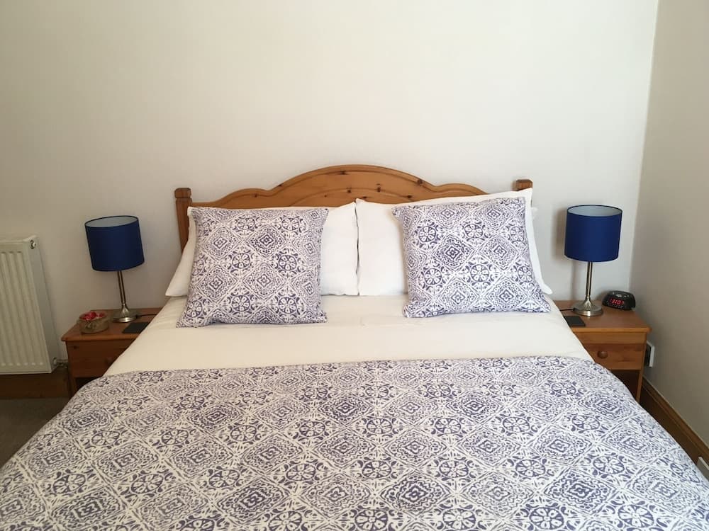 Rossmount Guest House