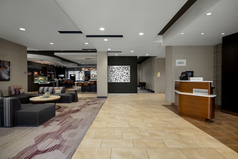 Courtyard by Marriott Omaha Bellevue Beardmore Event Center