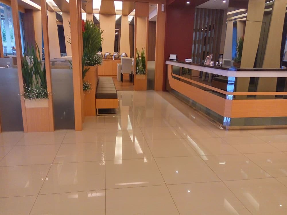 The L Hotel Entertainment