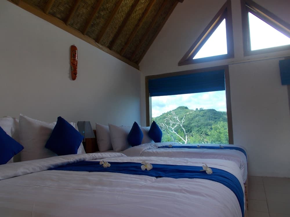 Blue Monkey Villas Resort & Ocean View