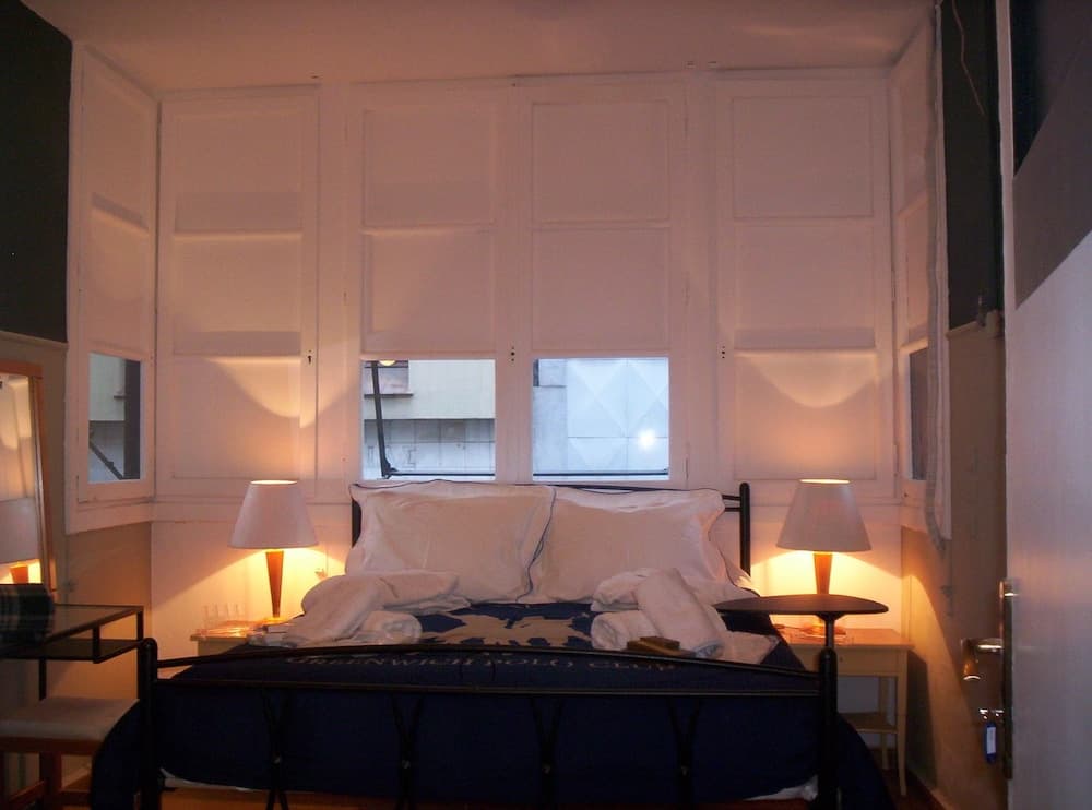 The New Yorkers Hotel