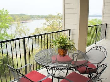 Celebration Cove Table Rock Lakefront Condos