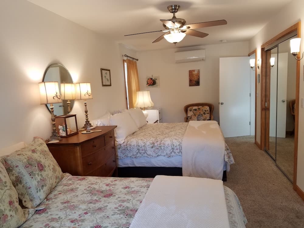 Yosemite Plaisance Bed & Breakfast