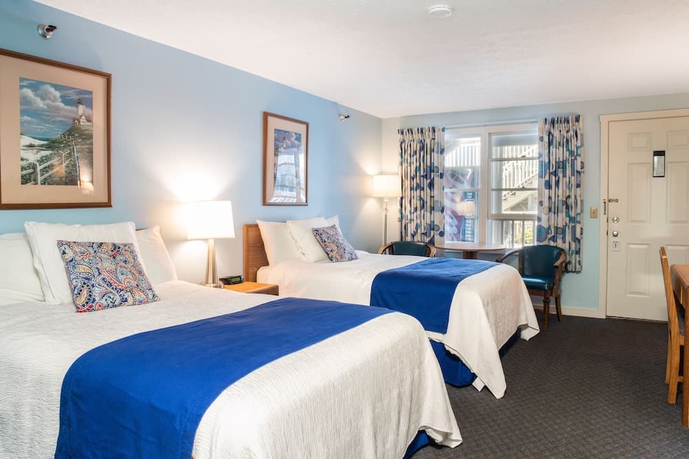 Stage Run By The Sea