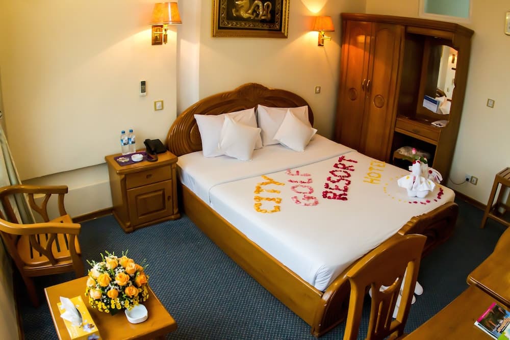 City Golf Resort Hotel