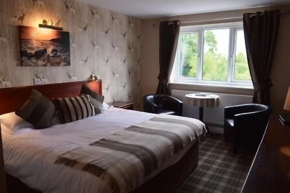 Orchard Lodge & Wolds Restaurant