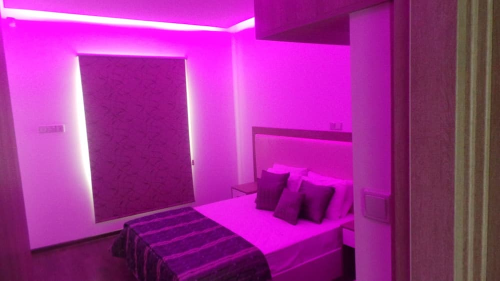 Neptune Hotel Apartments