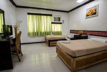 Family Country Hotel & Convention Center