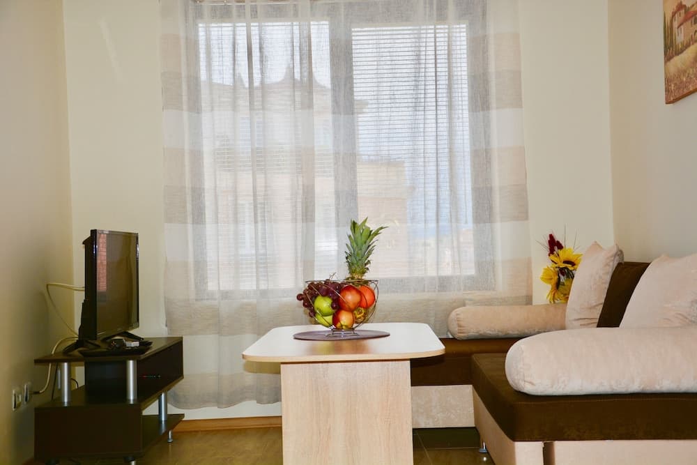 Rainbow 1 Holiday Complex