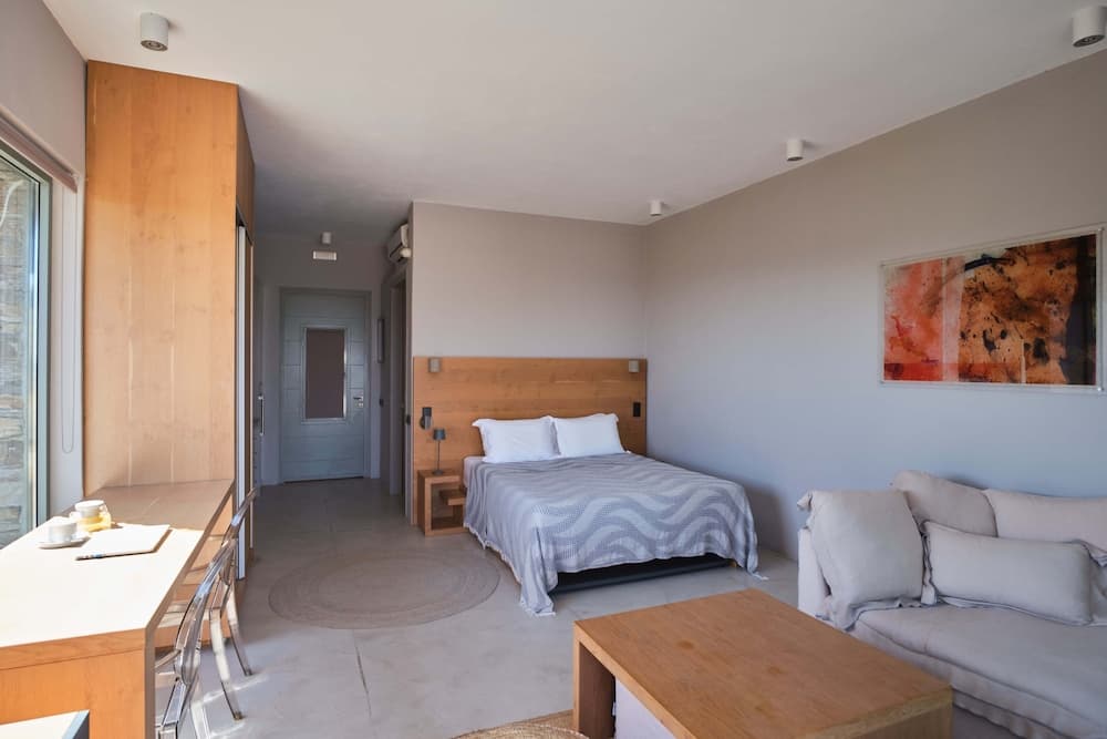 Hidden Retreats Kythera