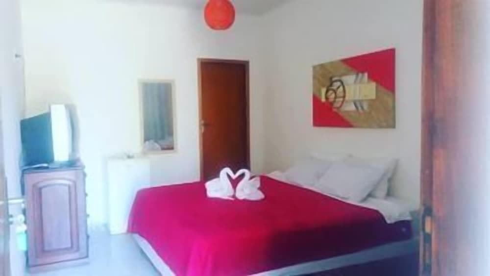 Pousada Nossa Casa Itauna Beach