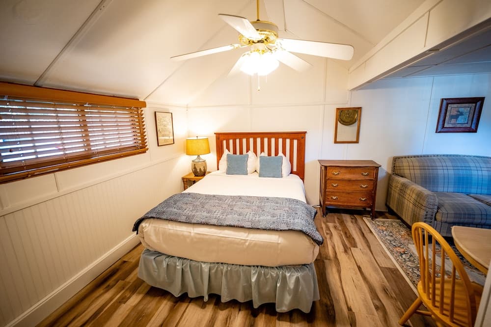 River Ridge Cottages