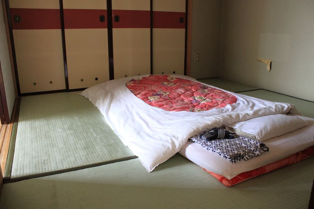 Hot Spring Hotel Boston