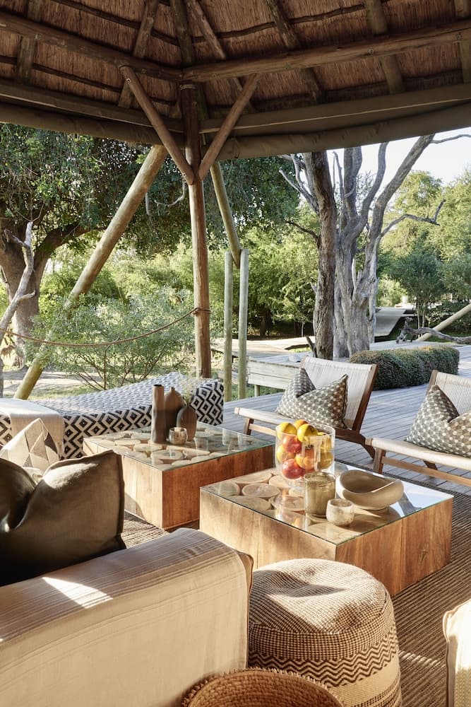 Victoria Falls River Lodge