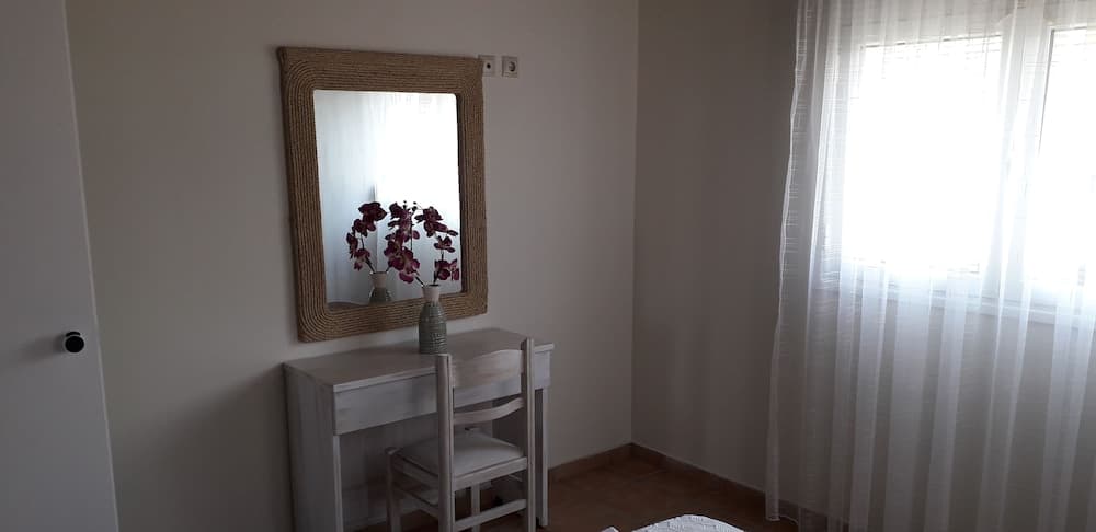 Alexander Apartments