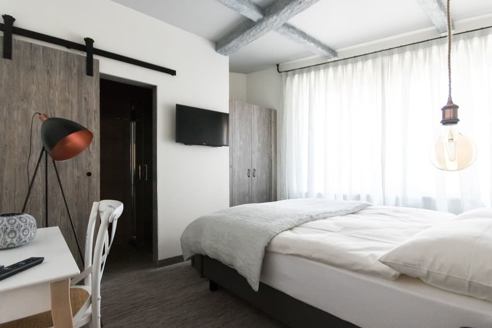 Seven Boutique Hotel