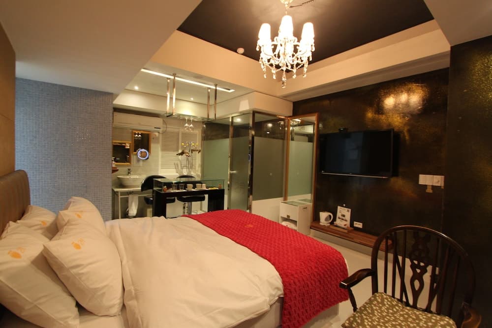 February Hotel Apsan