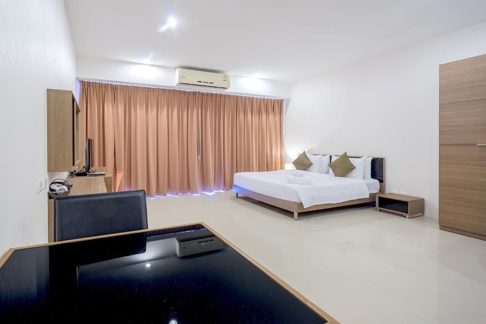 Chic Residences at Karon Beach