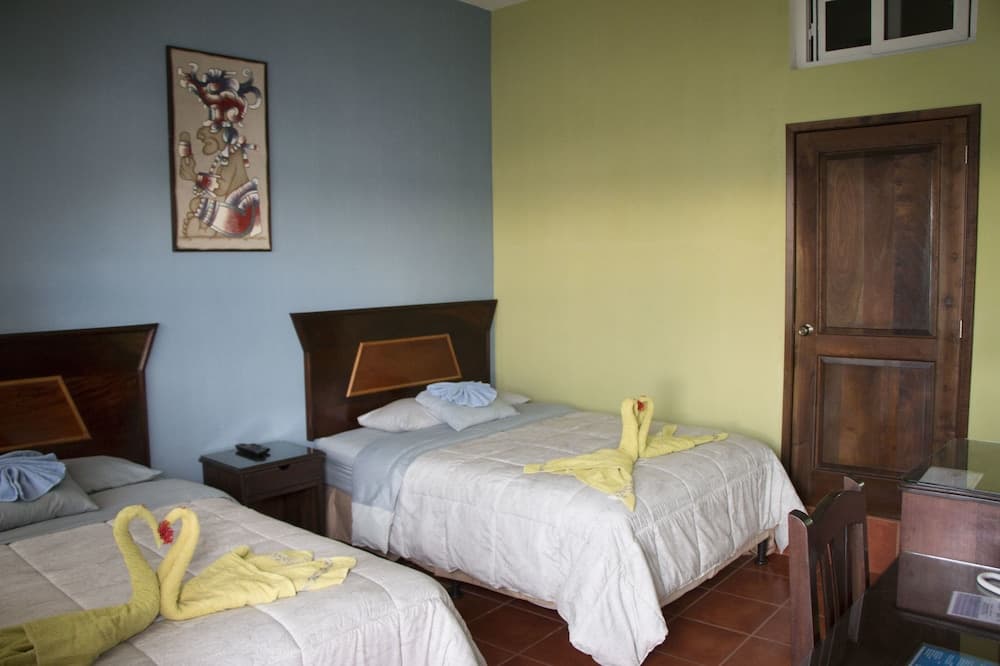 Hotel La Ribiera del Lago Peten Itza