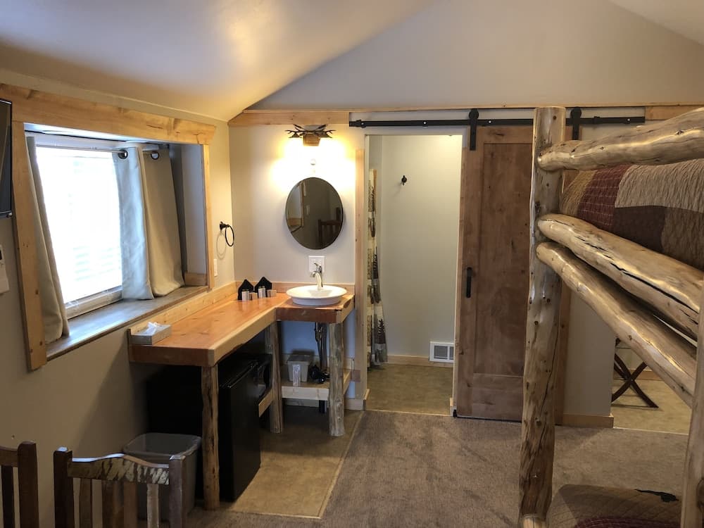 The Historic Madison Hotel Motel