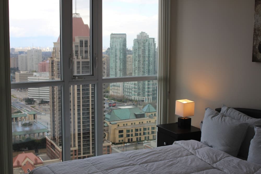 Custom Luxury Suite - By Elite Suites