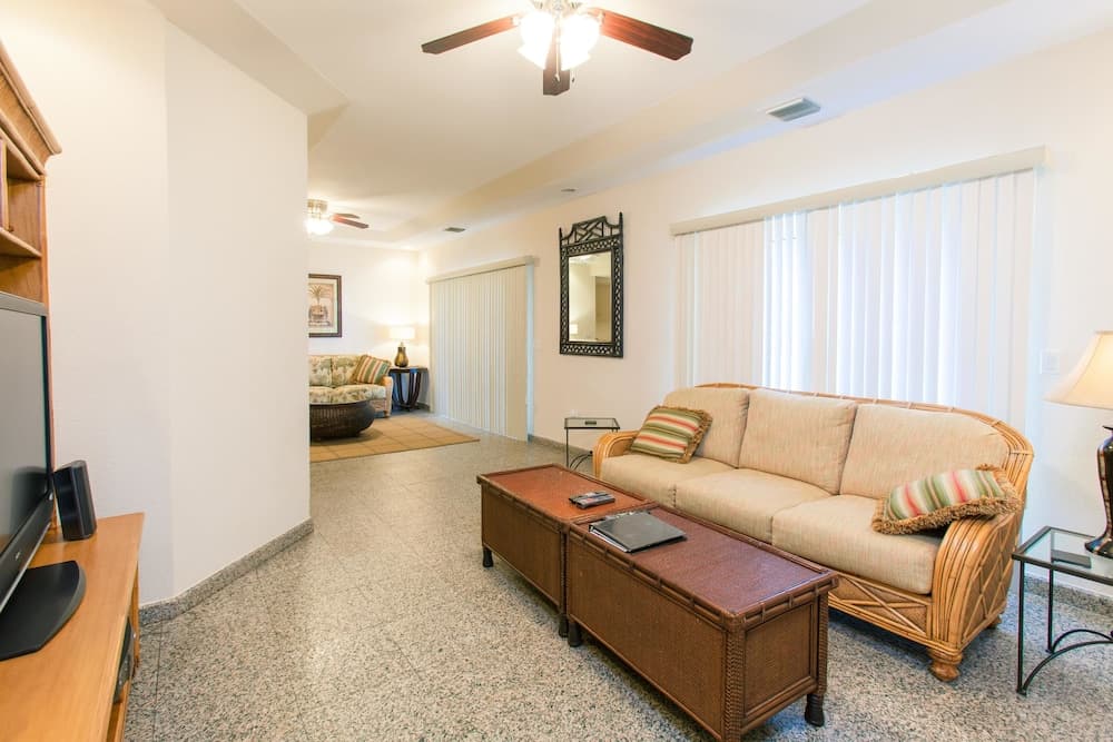 Lawson Rock Seahorse 205