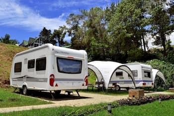 Go Outdoors Caravan Park Nuwara Eliya