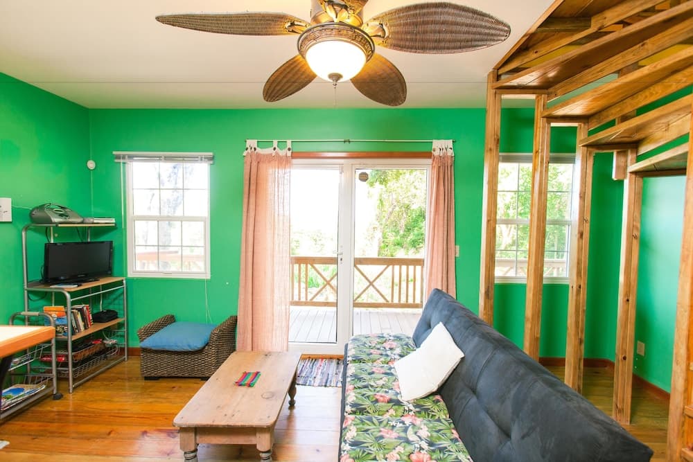 Tree House on Linda Vista Drive