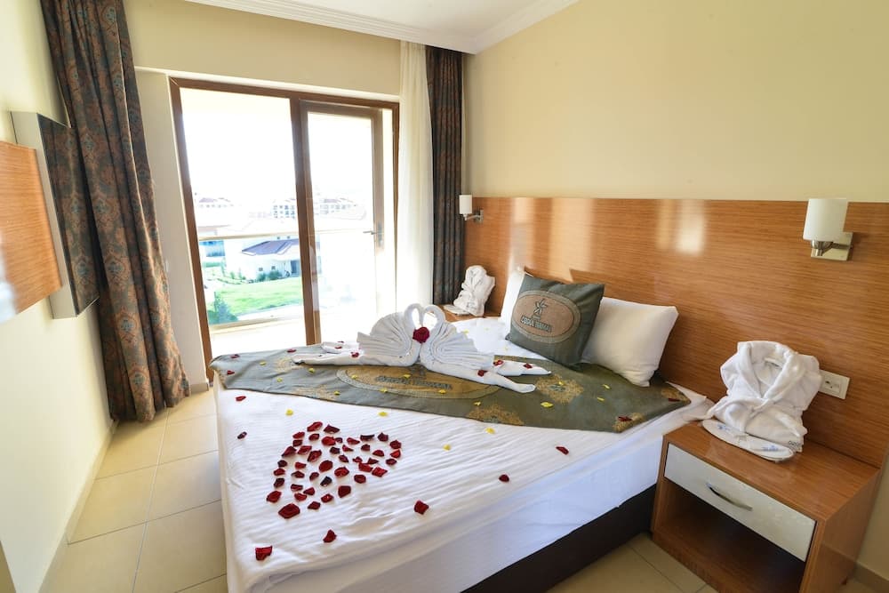 Grand Ozgul Thermal Holiday Village