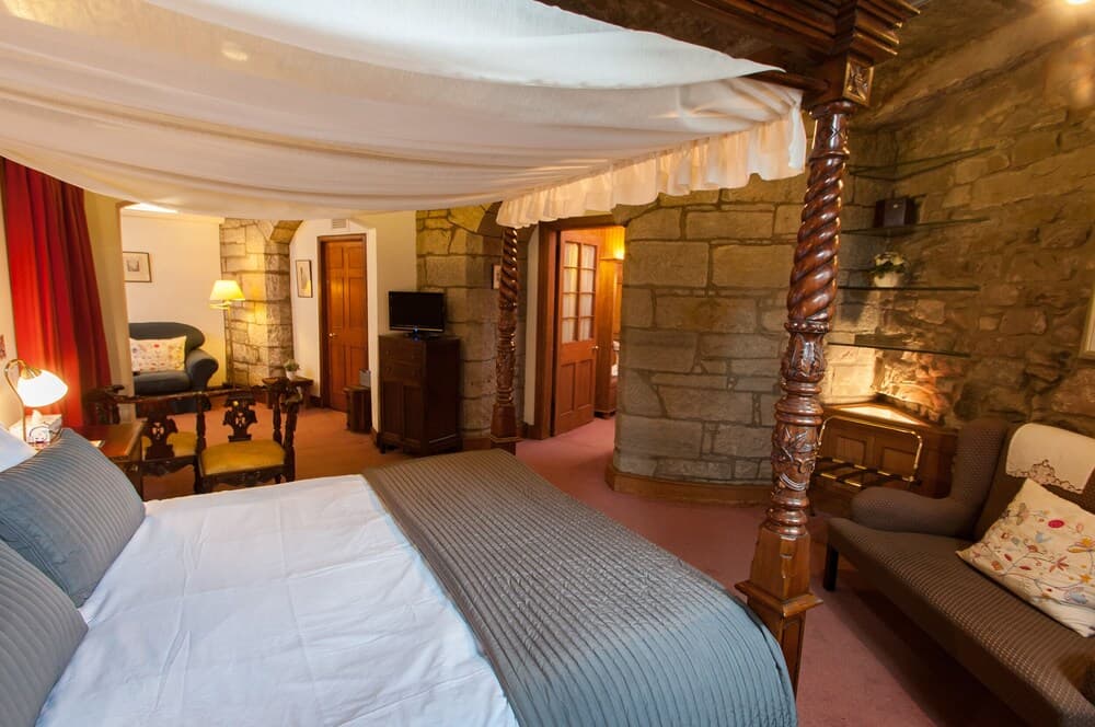 Royal Mile Apartments