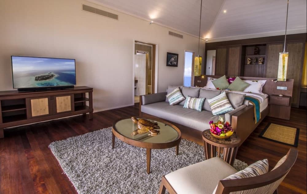 Hurawalhi Island Resort