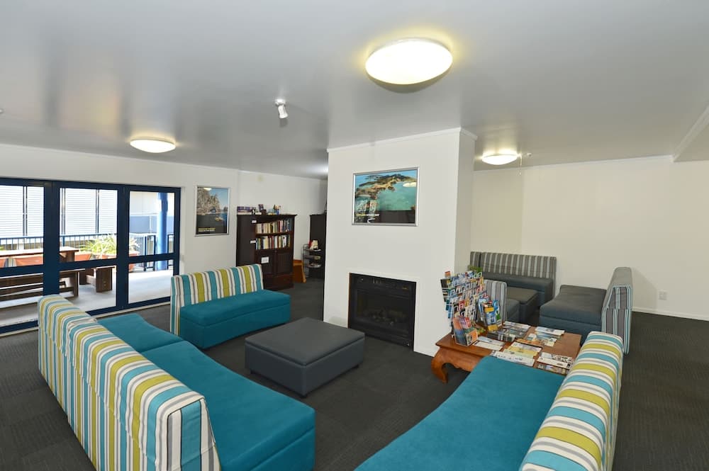 Saltwater Lodge - Hostel