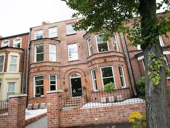 Coast & City Apartments