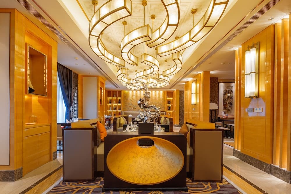 Howard Johnson Jinyi Hotel Chongqing