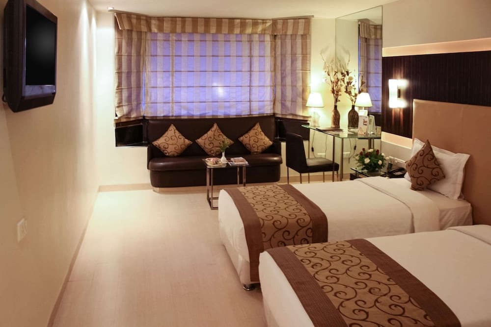 Quality Inn Residency