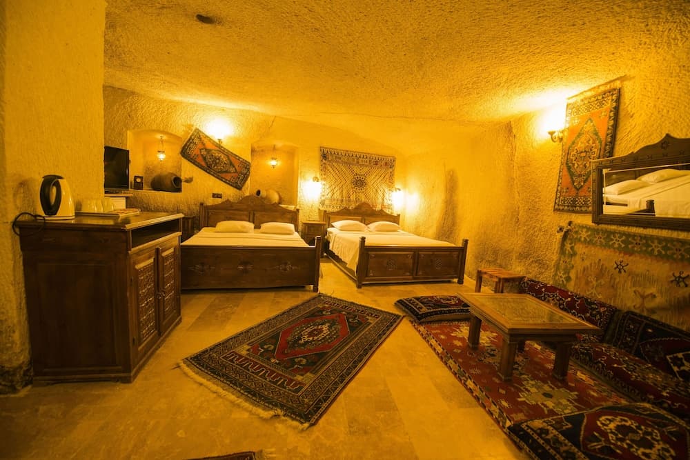 Vineyard Cave Hotel