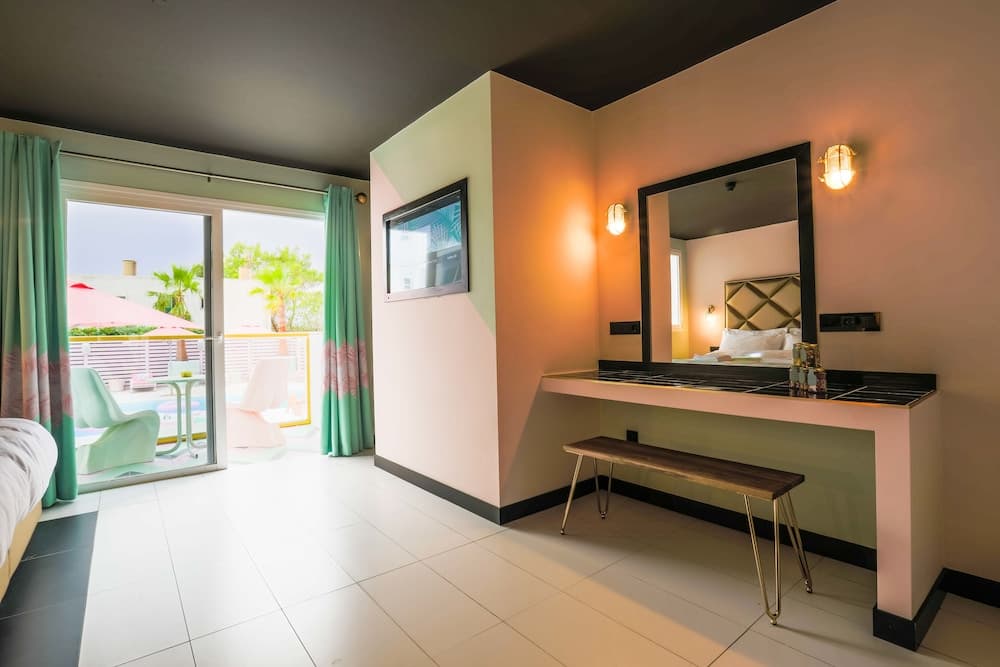 Wi-Ki-Woo Boutique Hotel