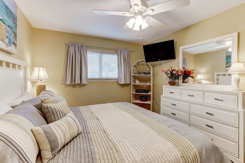 Seashore Condo with Balcony Overlooking the beach and the Atlantic by RedAwning