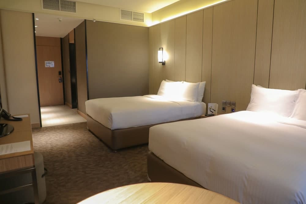 Abu Dhabi Airport Hotel Terminal 1