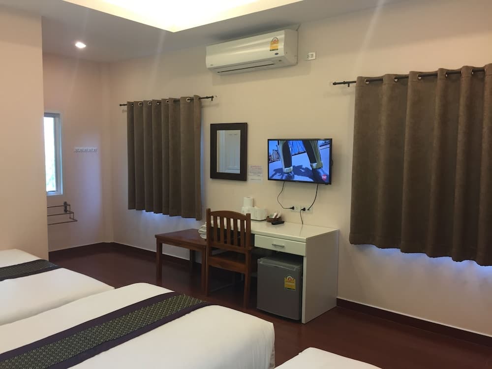 Baan Ing Khao Resort