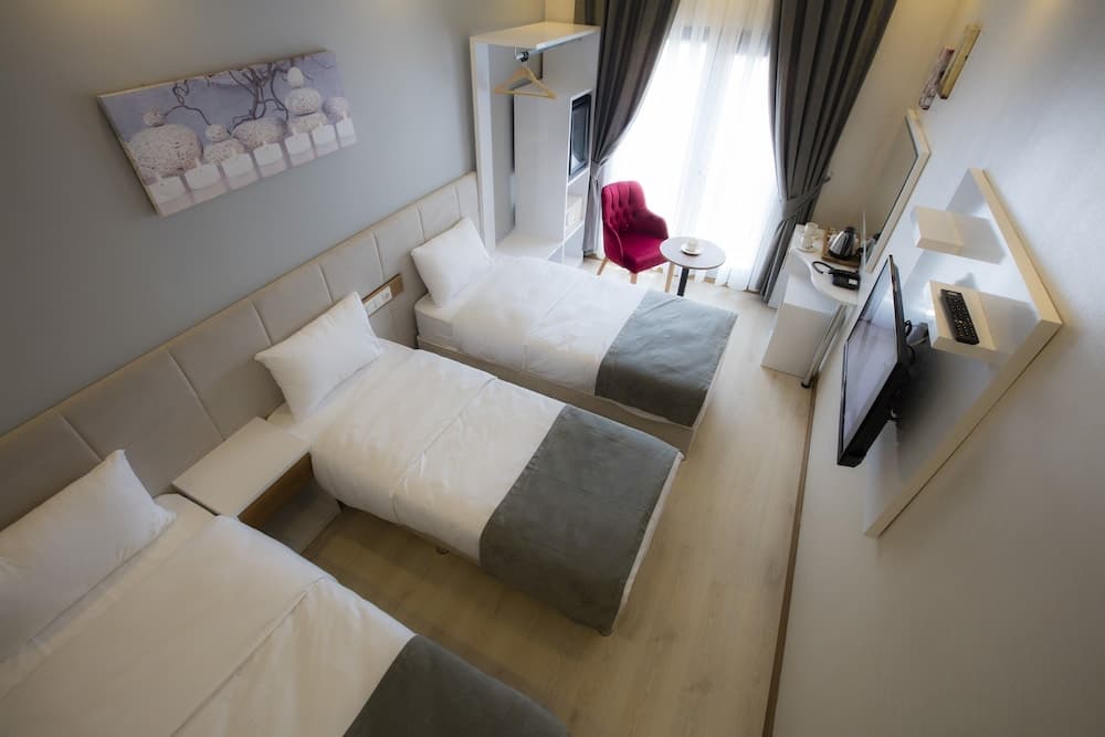 Royal Inci Airport Hotel