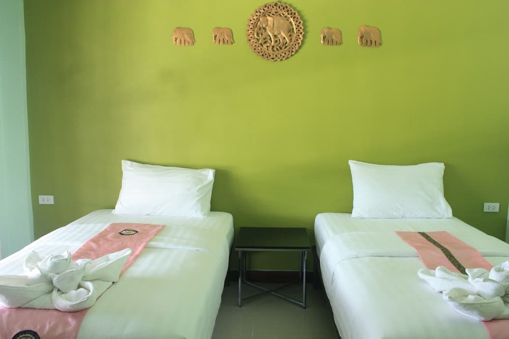 Sawasdee River Kwai Lodge