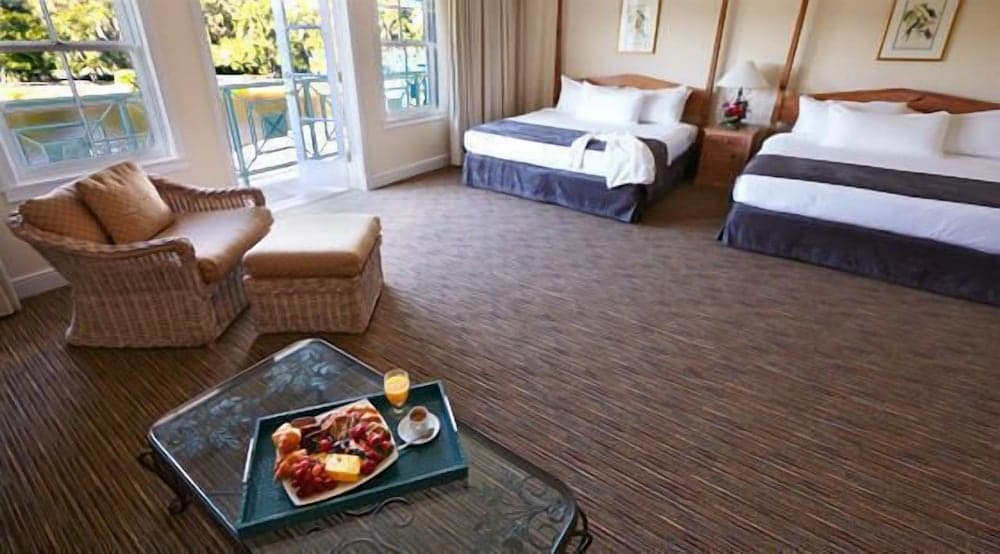 Tampa Palms Country Club