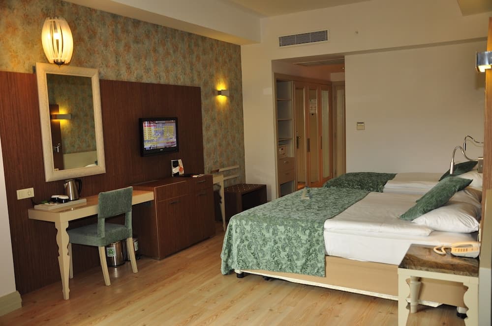 Port Side Resort - All Inclusive