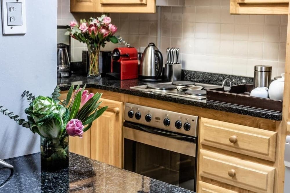 Avemore Jan Cats No 5 - with backup power