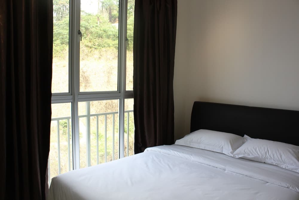 Cameron Golden Hills Resort