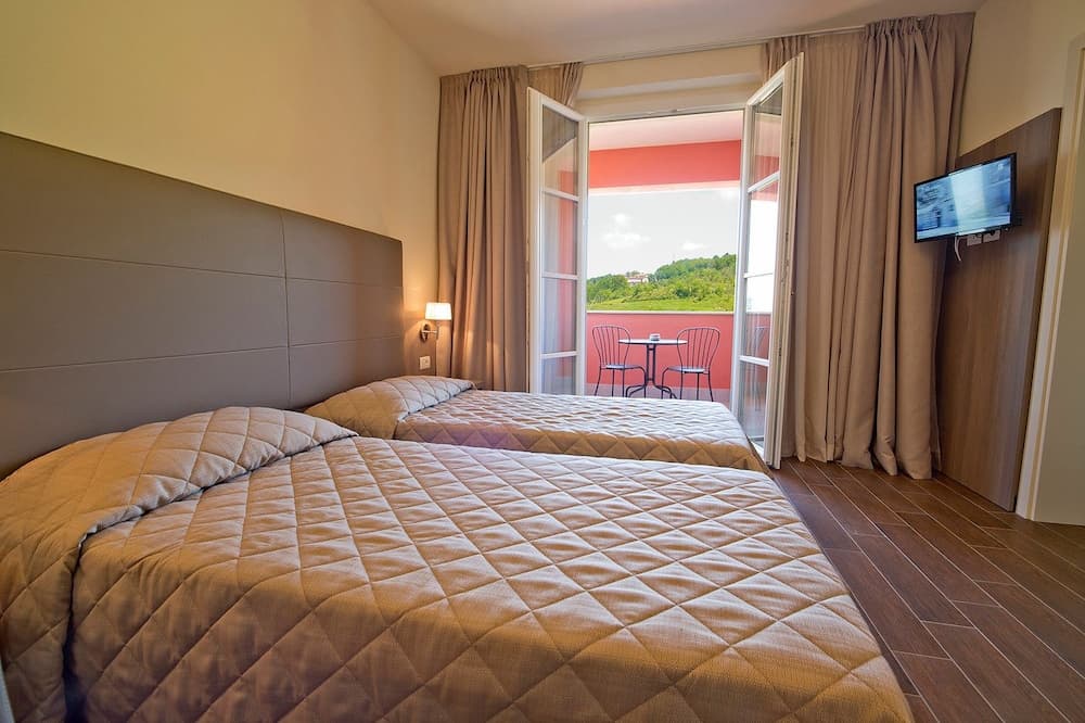 Villa Carolina Resort