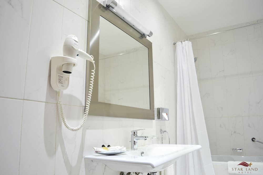 Star Land Hotel Bonapriso